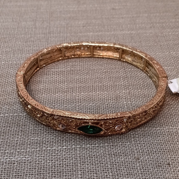 Downtown Abbey Estate Bracelet Gold Tone Stretch - Picture 2 of 5